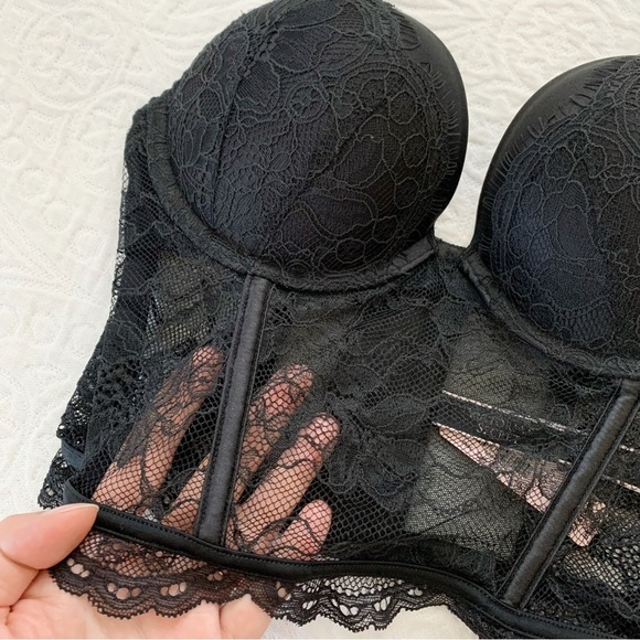 Victoria's Secret Very Sexy Set, Thong and Push-Up Corset Top in Black - Picture 10 of 14